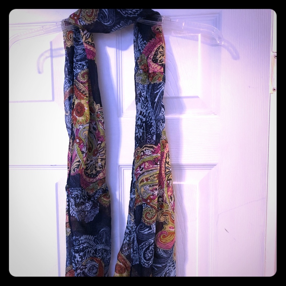 Colored scarf